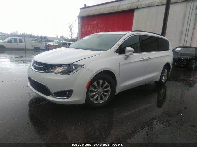Chrysler Pacifica Lx 2017 2C4RC1CG8HR560783 Image 2