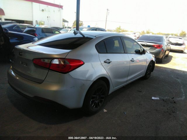 KNAFX4A65F5429434 KIA FORTE LX