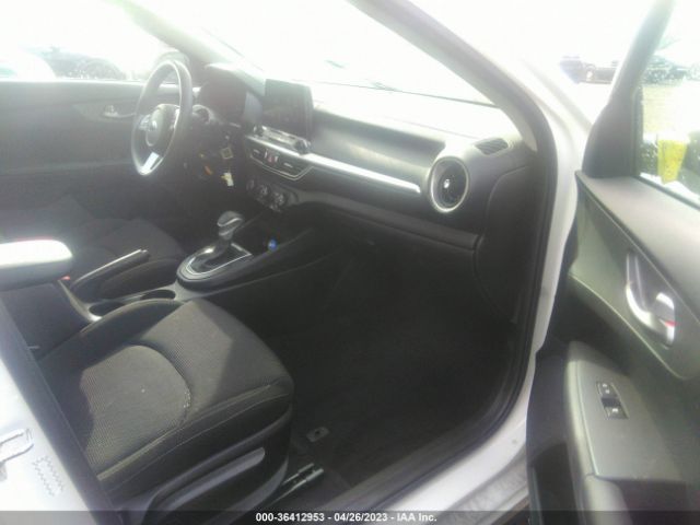 3KPF24AD4ME306791 KIA Forte Lxs