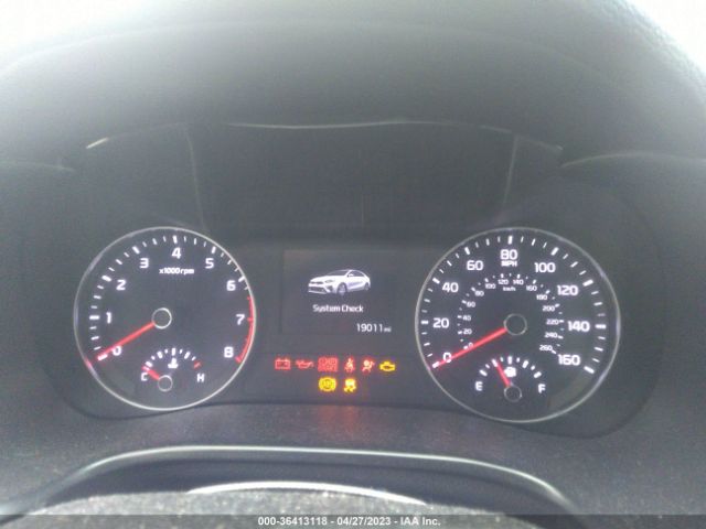 3KPF24AD0ME405995 KIA Forte Lxs