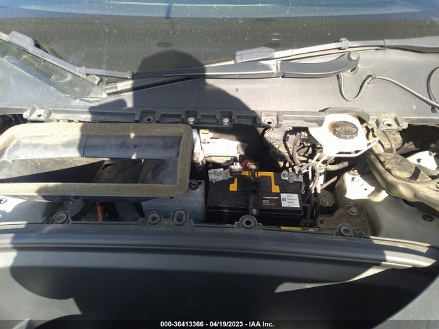 Tesla Model Y Long Range 2021 5YJYGDEE8MF212517 Image 10
