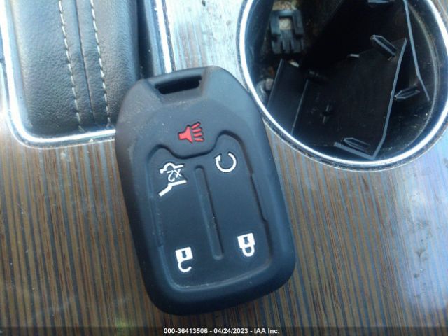 1GKKNKLA3HZ157866 GMC ACADIA SLE