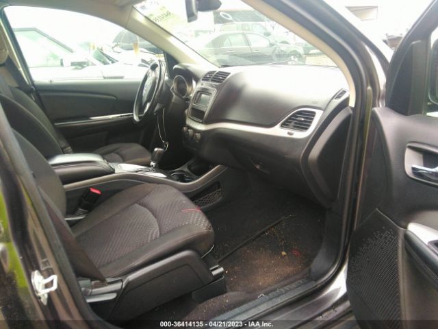 3C4PDCBB8KT804703 Dodge JOURNEY SE