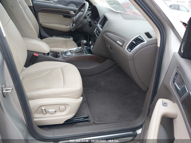 WA1D7AFP6GA123890 Audi Q5 Premium Plus