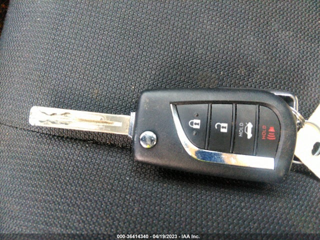 2022 TOYOTA COROLLA LE VIN: JTDEPMAE7NJ213189