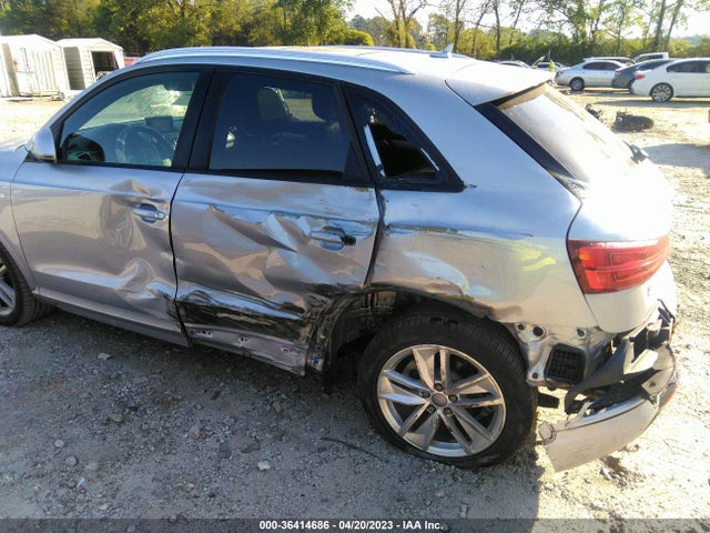 WA1BCCFS1JR015477 Audi Q3 Premium/sport Premium