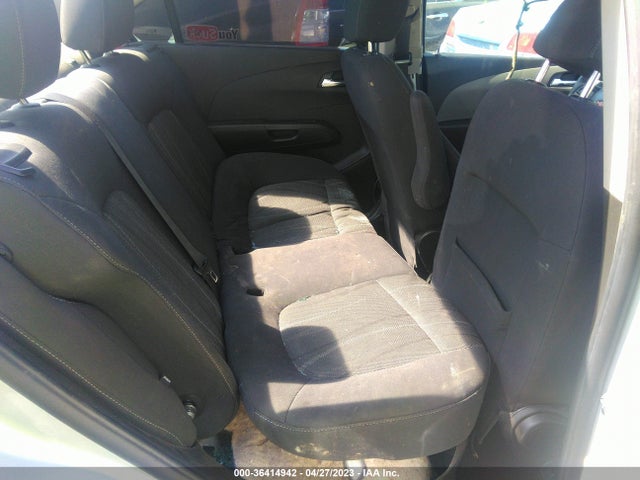 Chevrolet SONIC LT 2014 1G1JC5SHXE4185243 Image 8