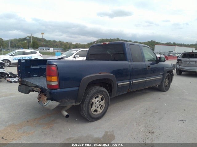 2002 CHEVROLET SILVERADO 1500 LS VIN: 2GCEC19V021238214