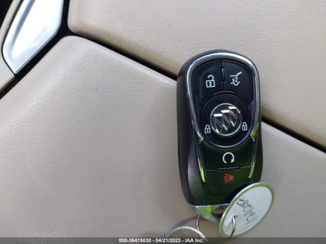 LRBFX1SA1JD005847 Buick Envision Essence
