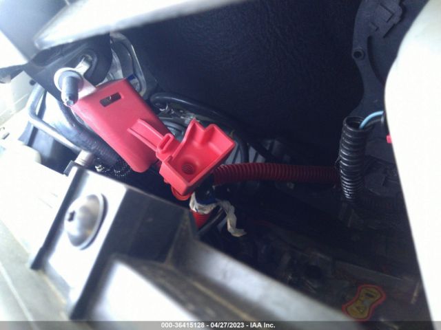 7SAYGDEF2NF466737 Tesla Model Y Performance