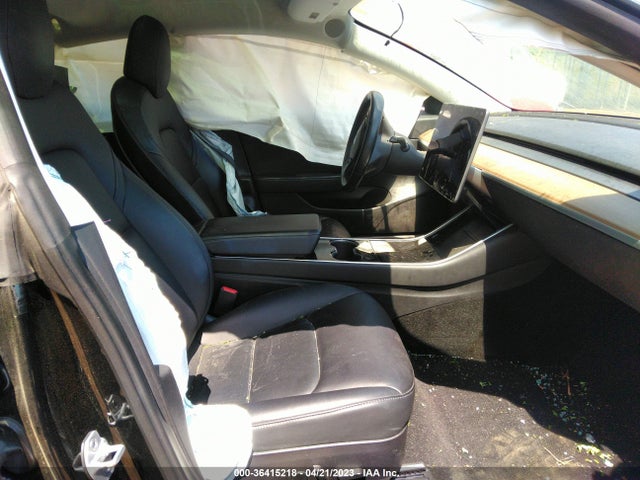 Tesla Model 3 Long Range 2018 5YJ3E1EB1JF149194 Image 5