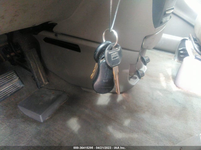 2002 DODGE GRAND CARAVAN SPORT VIN: 2B4GP44342R795663