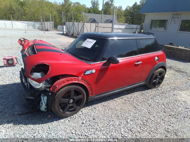 2011 MINI COOPER HARDTOP S VIN: WMWSV3C58BTY21722