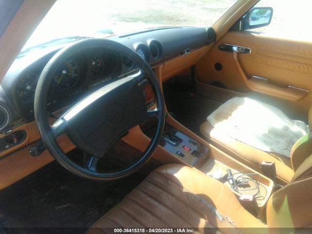 1986 MERCEDES-BENZ 560 SL VIN: WDBBA48D9GA038169