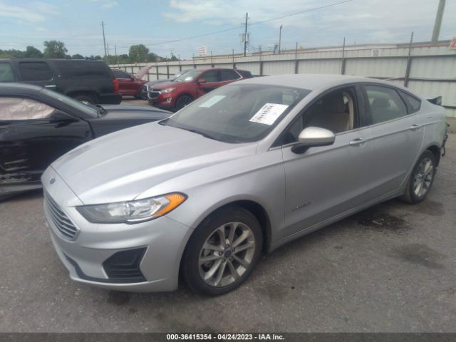 3FA6P0LU6KR254647 Ford Fusion Hybrid Se