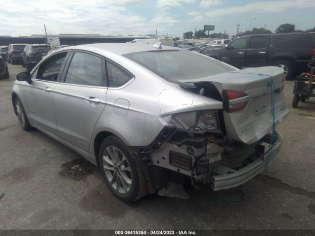 3FA6P0LU6KR254647 Ford Fusion Hybrid Se