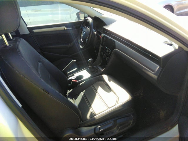 1VWWA7A30LC012416 Volkswagen Passat 2.0t Se