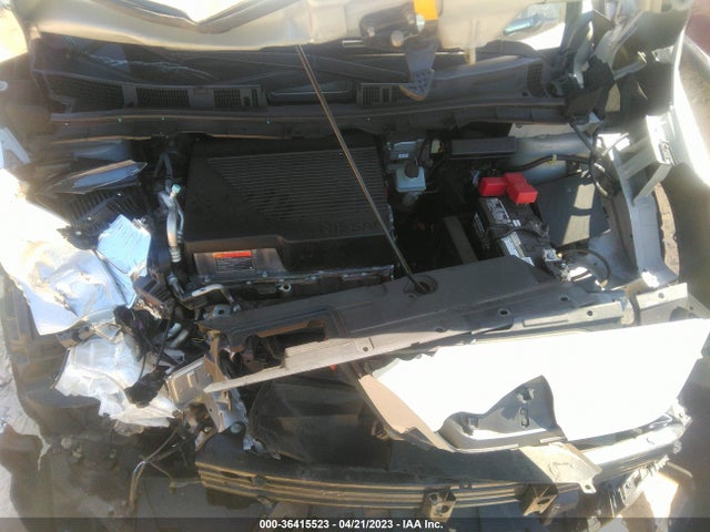 2018 NISSAN LEAF SV VIN: 1N4AZ1CP8JC300111