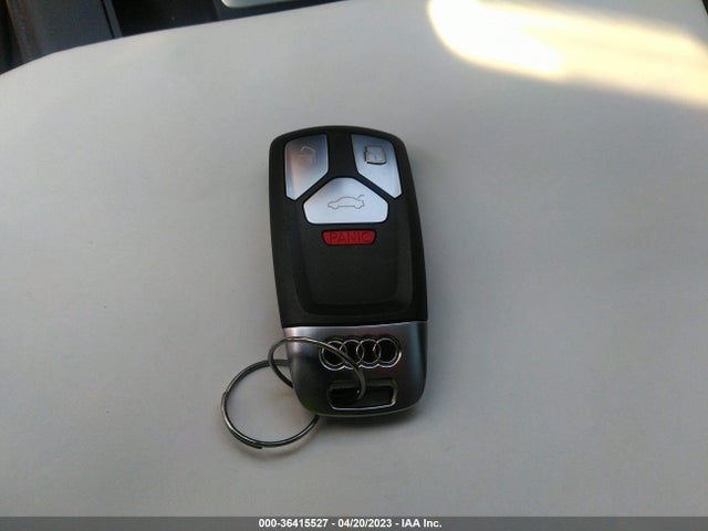 WAUDNAF4XHN054615 Audi A4 Season Of Audi Premium