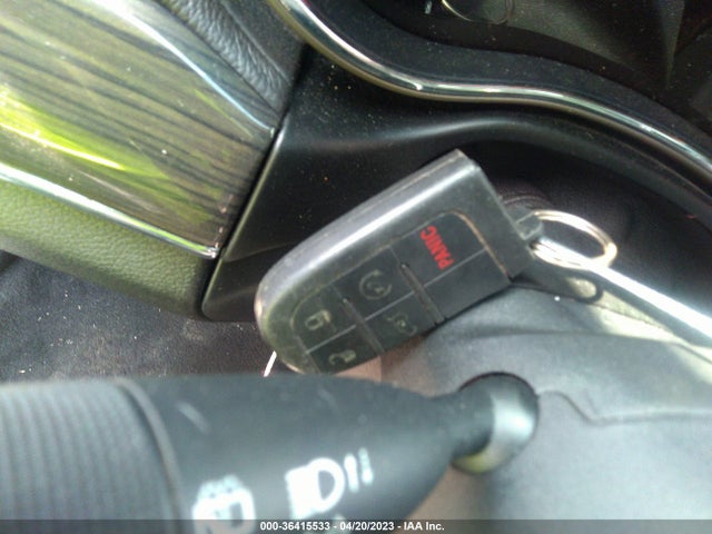 2014 JEEP GRAND CHEROKEE OVERLAND VIN: 1C4RJECT5EC442558