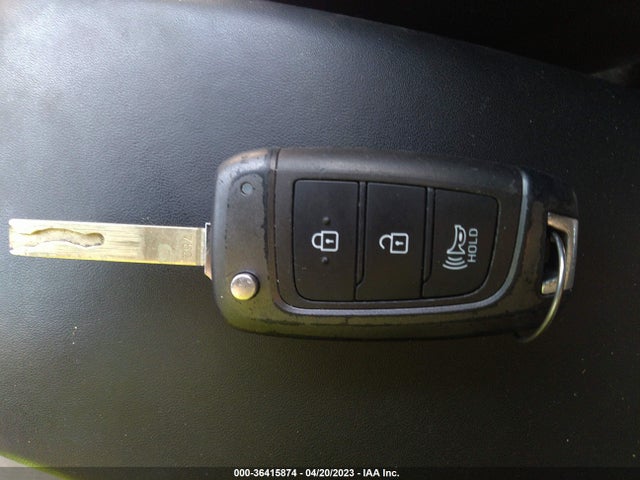 Hyundai Venue Sel 2022 KMHRC8A34NU135936 Image 3