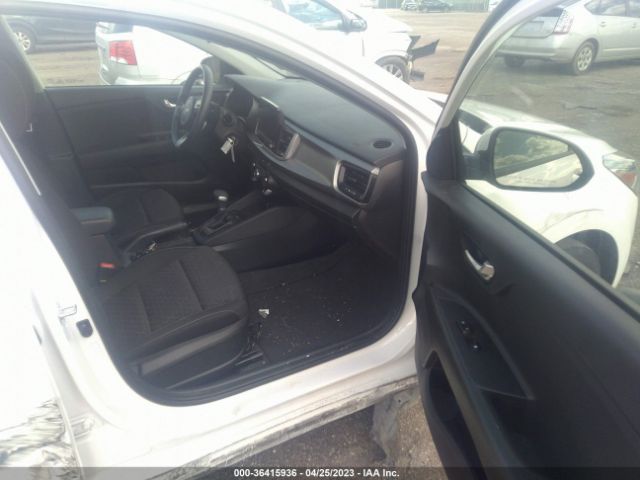 3KPA25AD9NE477666 KIA Rio 5-door S