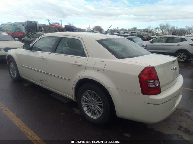 2008 CHRYSLER 300 TOURING VIN: 2C3KA53G28H258382