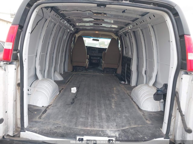 Chevrolet EXPRESS CARGO VAN 2018 1GCWGBFPXJ1335946 Image 8