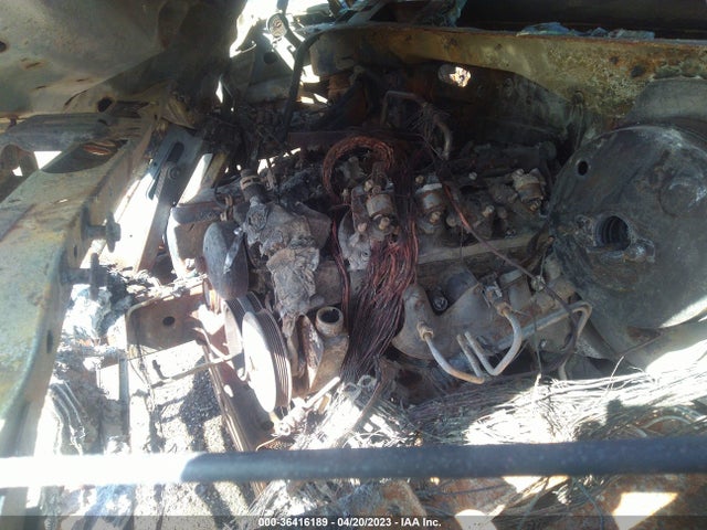 2010 CHEVROLET SILVERADO 1500 LT VIN: 1GCSKSE36AZ122702
