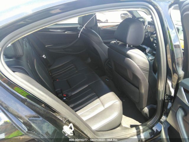 WBAJE5C3XHG913891 BMW 5 Series 540i
