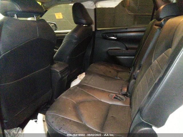 2021 TOYOTA HIGHLANDER XLE VIN: 5TDHZRBH0MS086235