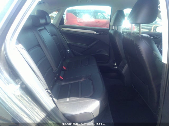 1VWAS7A38FC100500 Volkswagen Passat 1.8t Limited Edition