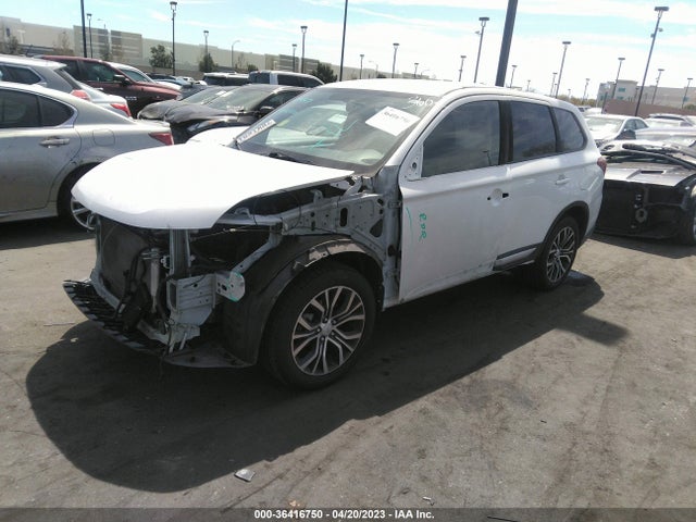 JA4AD3A33HZ013927 Mitsubishi Outlander Se/sel