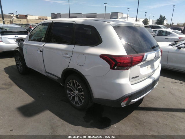 JA4AD3A33HZ013927 Mitsubishi Outlander Se/sel
