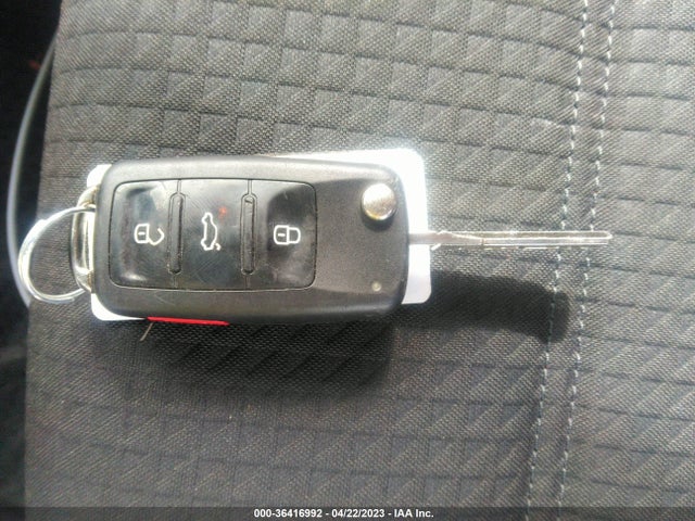 3VW267AJ4GM365177 Volkswagen Jetta Sedan 1.4t S