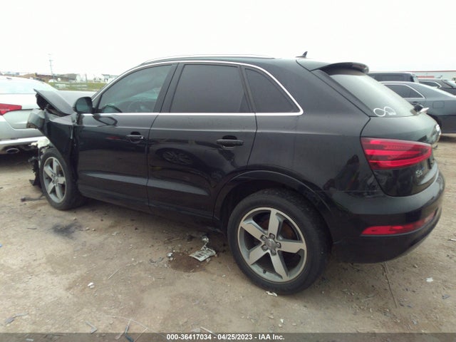 WA1EFCFS3FR012351 Audi Q3 2.0t Premium Plus