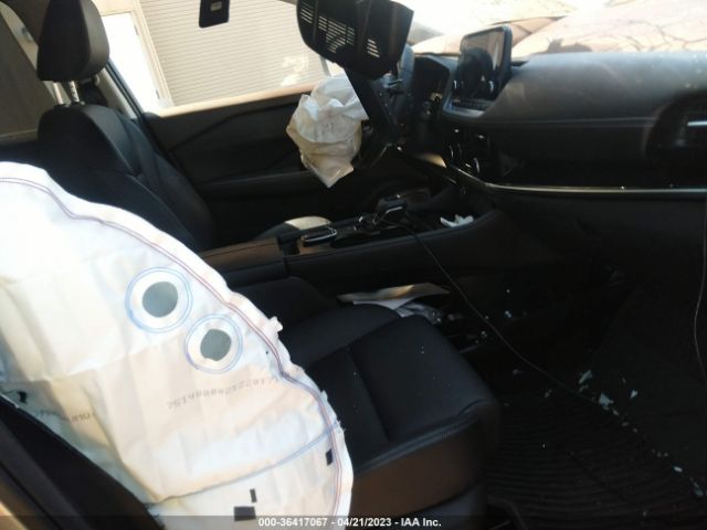 JN8BT3CA6PW000988 Nissan Rogue Sl