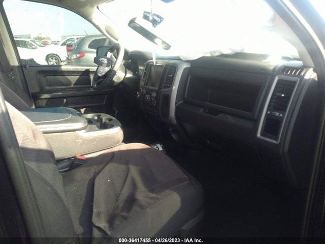 1C6RR7FT3MS566033 RAM 1500 Classic Express