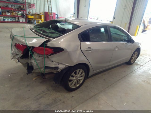 3KPFL4A75JE168911 KIA FORTE LX