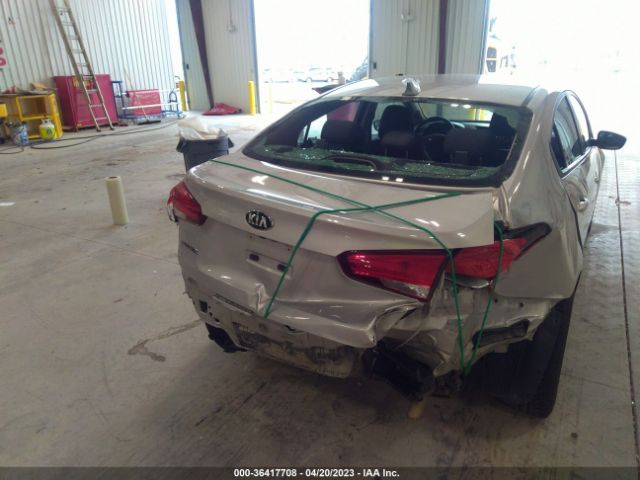 3KPFL4A75JE168911 KIA FORTE LX