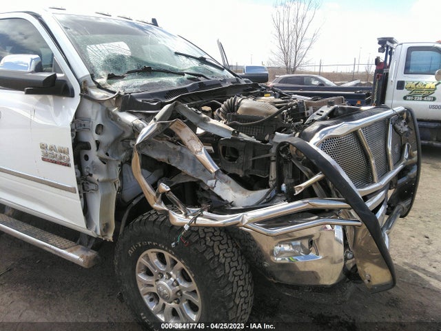 2017 Ram 3500 LCF, VIN: 3C63R3JL1HG627611