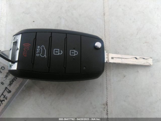 KNDJP3A54K7023495 KIA SOUL +