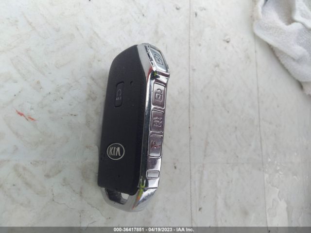 5XXG14J27MG070182 KIA K5 LXS