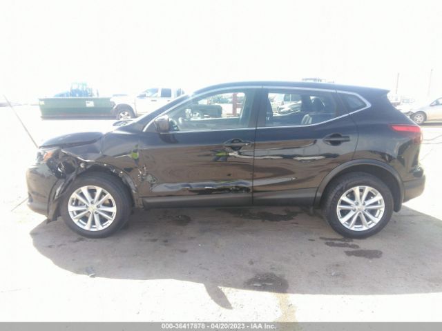 JN1BJ1CP3HW018928 Nissan Rogue Sport S