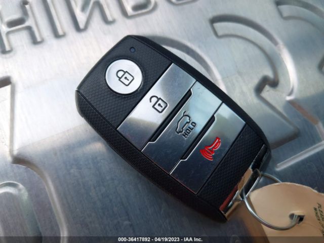 5XYPK4A51LG640131 KIA Sorento Sx V6