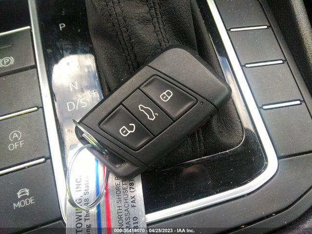 3VWE57BU6KM091062 Volkswagen JETTA SEL