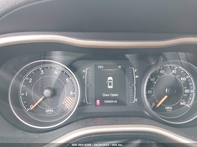 Jeep Cherokee Latitude 2015 1C4PJLCBXFW525406 Image 8