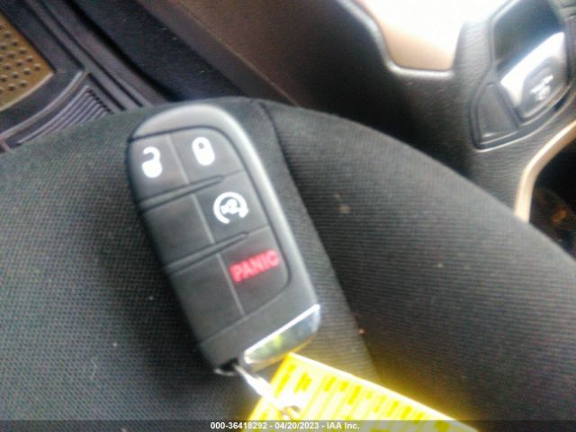 ZACCJBAB3HPF12413 Jeep Renegade Sport