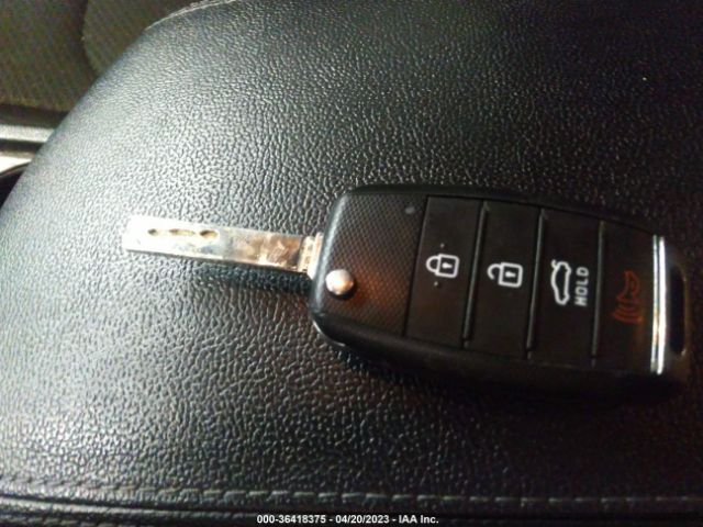 5XXGT4L32JG261150 KIA Optima Lx