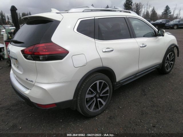 JN8AT2MV0JW326042 Nissan Rogue Sl